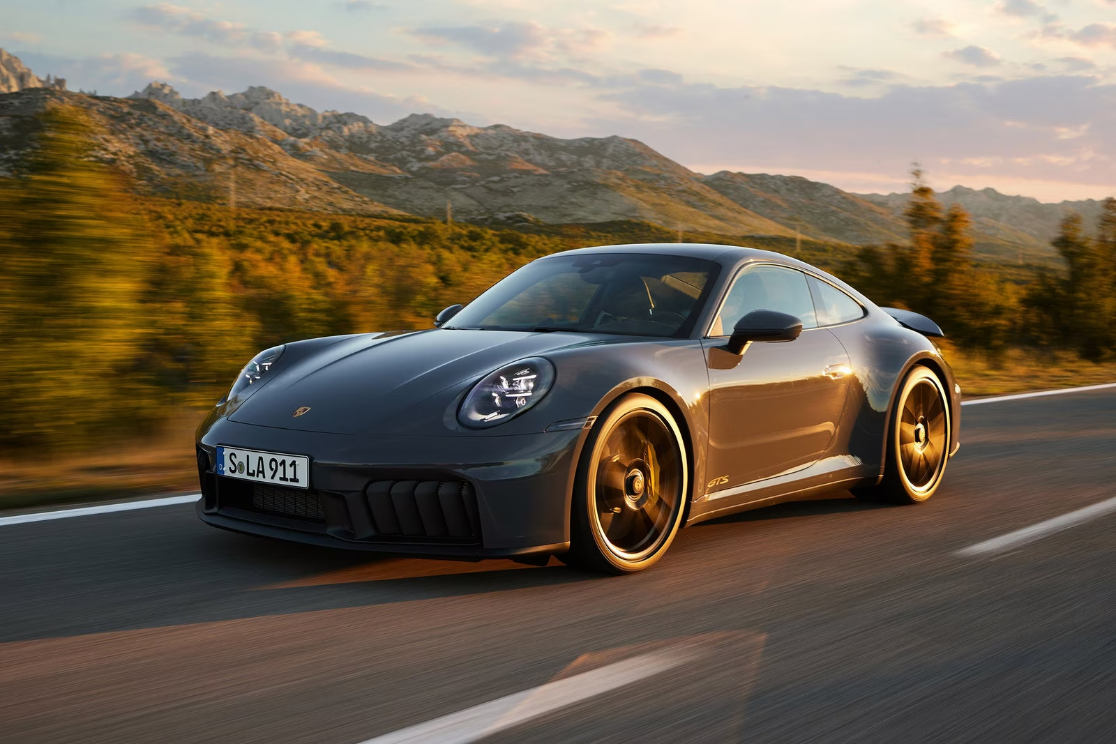 Porsche 911 GTS